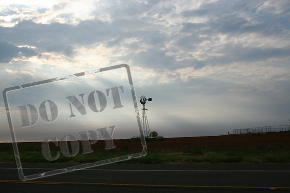 Between Munday and Knox City, TX